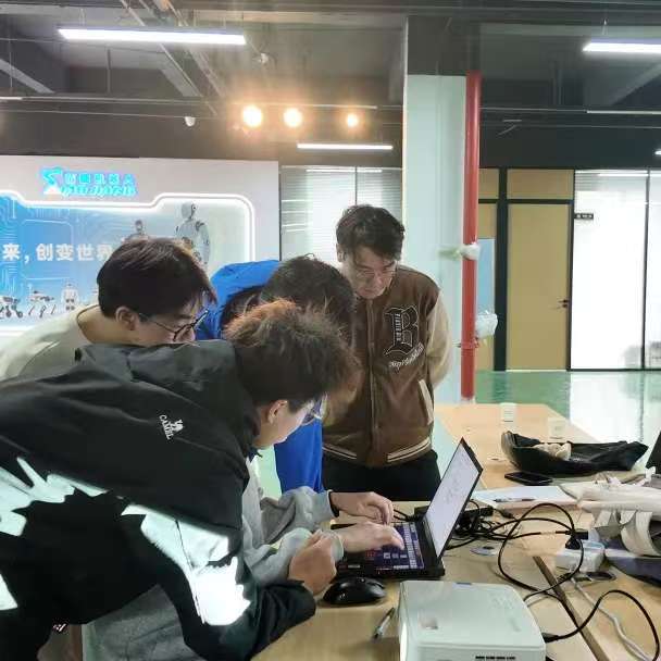 汉口学院学子走进苗疆，校企合作共育人才